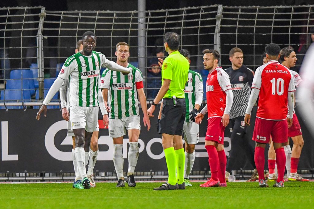 Soi kèo cá cược FC Dordrecht vs MVV, 2h ngày 24/9/2022