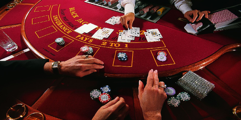 Giải mã những lý do bạn nên chơi baccarat trực tuyến